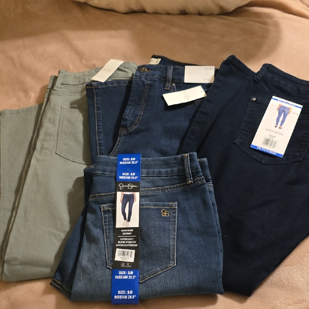 SOLD ------NWT Bundle Of 4 -- Jessica Simpson High Rise Skinny Jeans Size 10-12